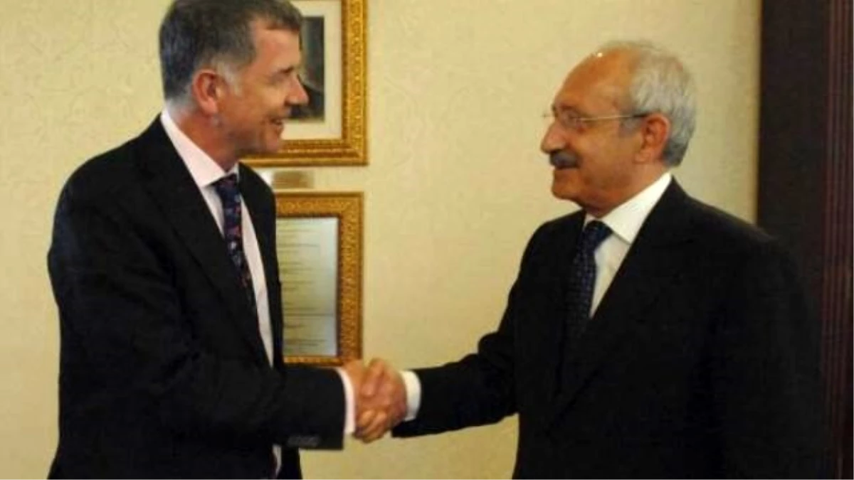 Kılıçdaroğlu, İngiltere Büyükelçisi Richard Moore ile Görüştü