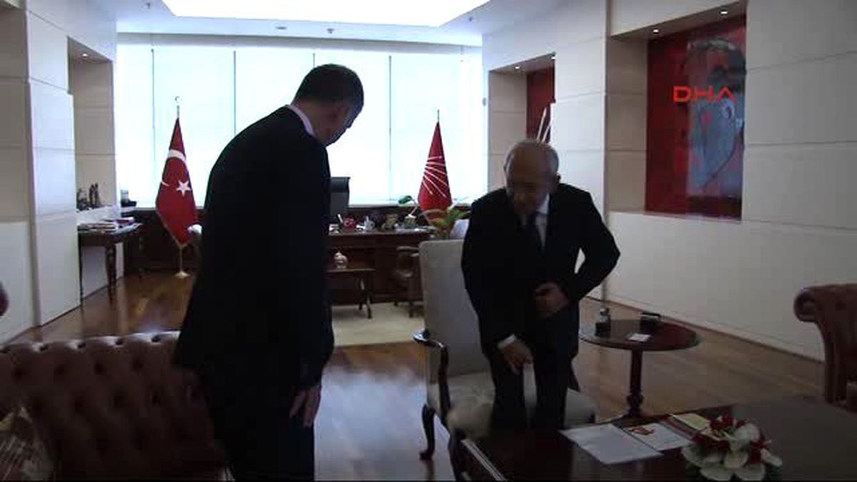 Kılıçdaroğlu, İngiltere Büyükelçisi Richard Moore ile Görüştü