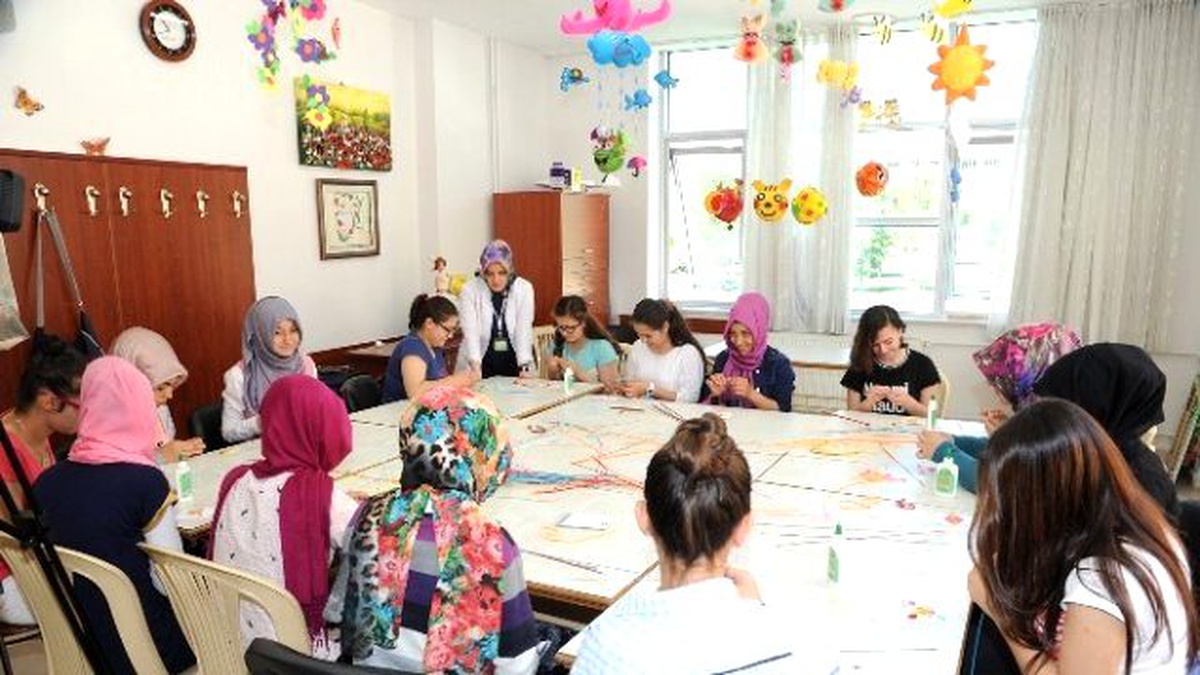 Komek Yaz Okulu Coşkuyla Başladı