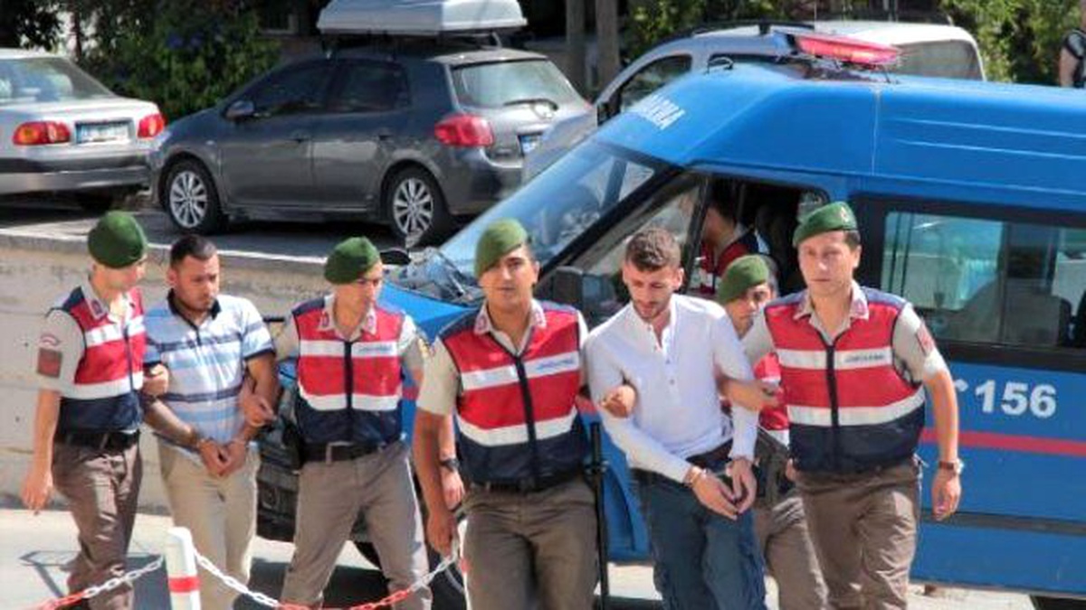 Marmaris\'te Uyuşturucu Zanlıları Adliyede