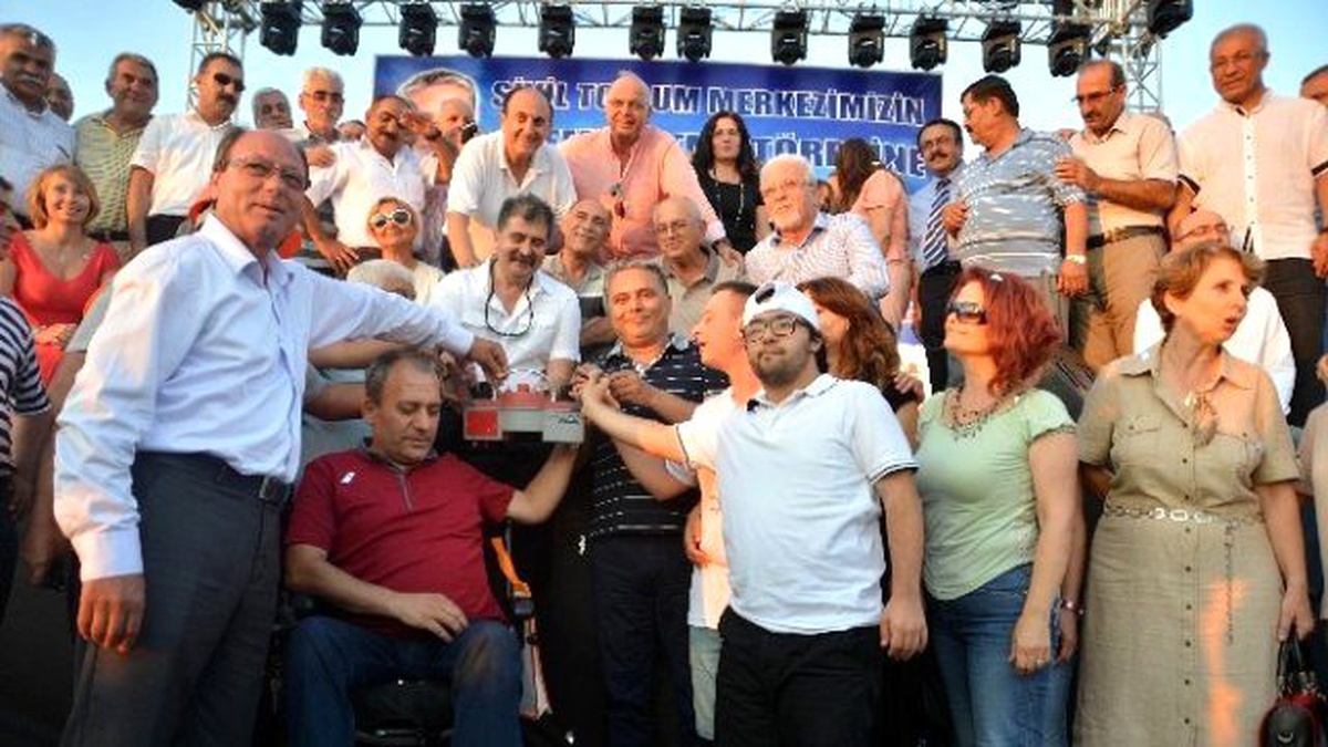 Muratpaşa\'dan Avrupa\'nın En Büyük Sivil Toplum Merkezi