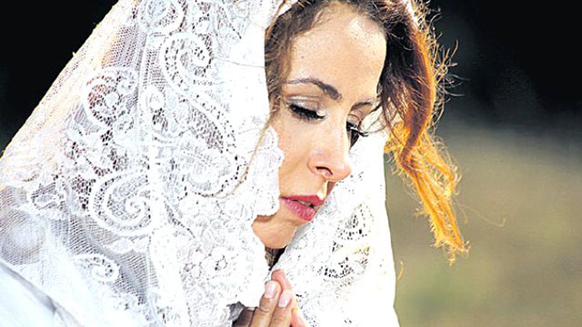 Niran Ünsal: Sadece Helal Yerlerimi Görüyor