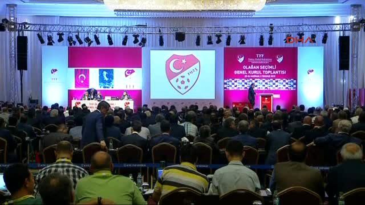 Tff Başkanı Yıldırım Demirören, Adaylığı Belli Olduktan Sonra Teşekkür Konuşması Yaptı