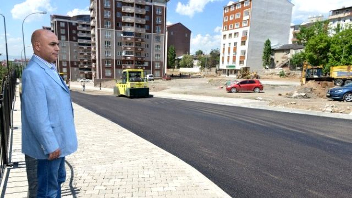 Yakutiye Belediyesi, Dere Sokağı Mamur Etti