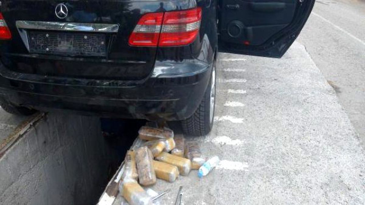 Aksaray\'da Otomobilde 40 Kilo Esrar Ele Geçirildi