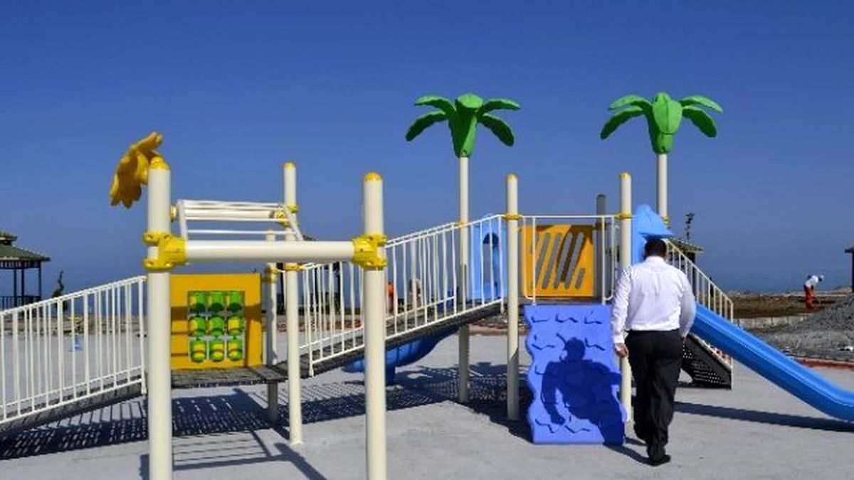 Alaplı Belediyesi Engelli Çocuklar İçin Oyun Parkı Yaptı
