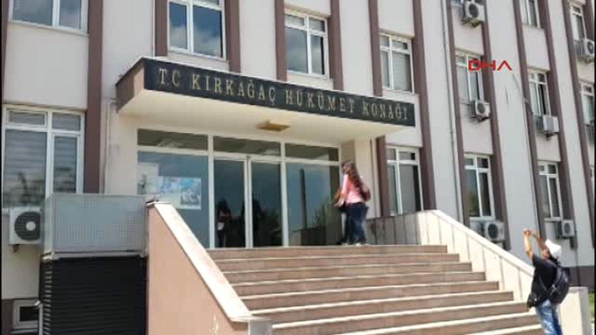 Ayşegül Öğretmen Kırkağaç\'ta