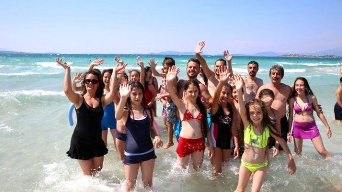 Buca\'da Karne Hediyesi Çeşme Tatili