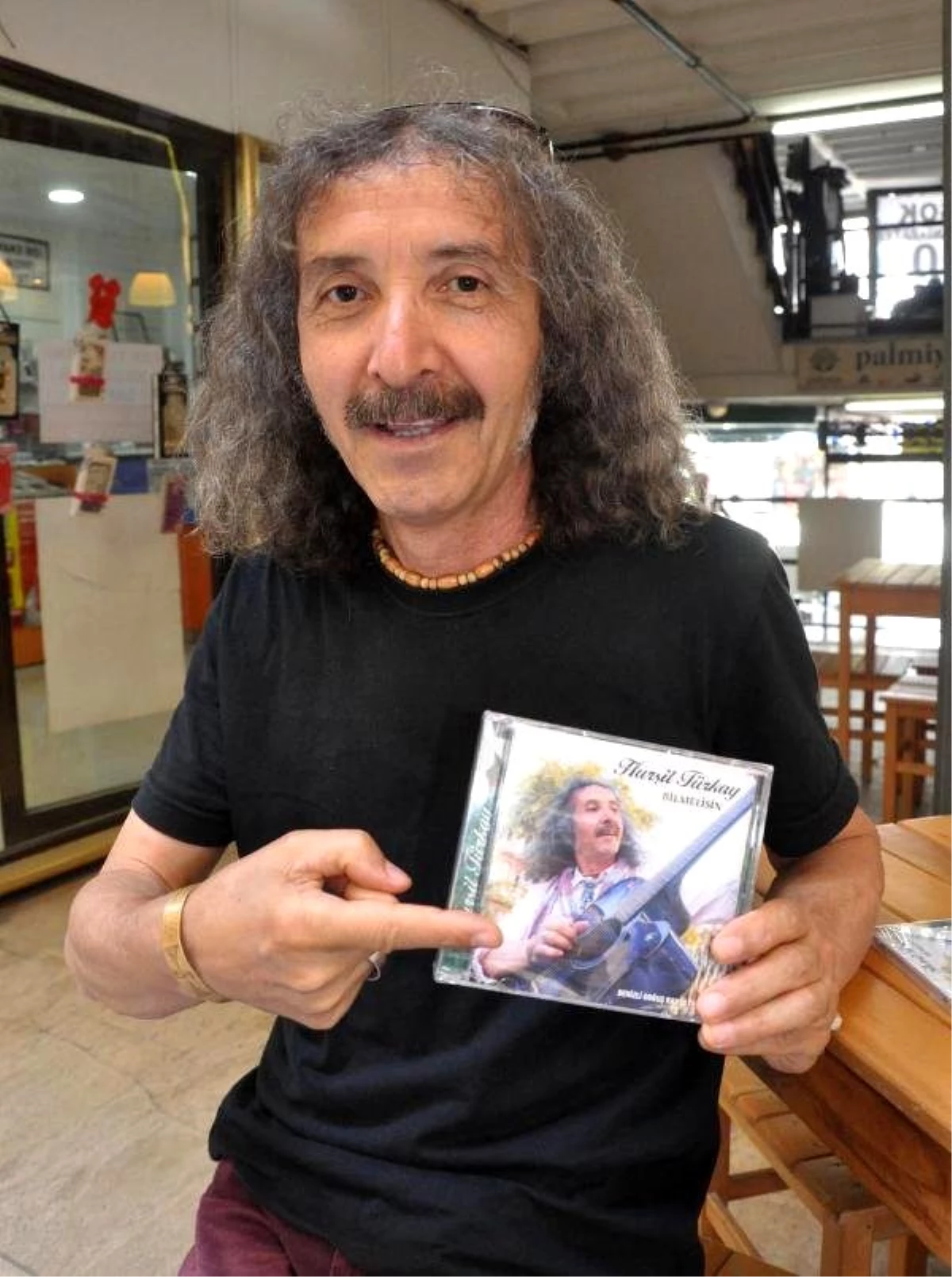 Emekli Bankacıdan Anadolu Folk Rock Albümü