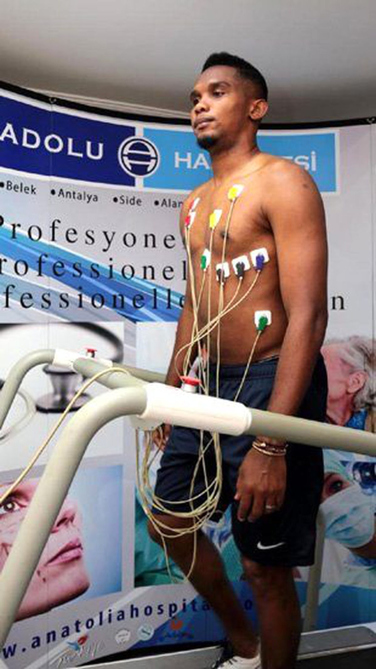 Eto'o'nun Göbekli Hali Şaşırttı