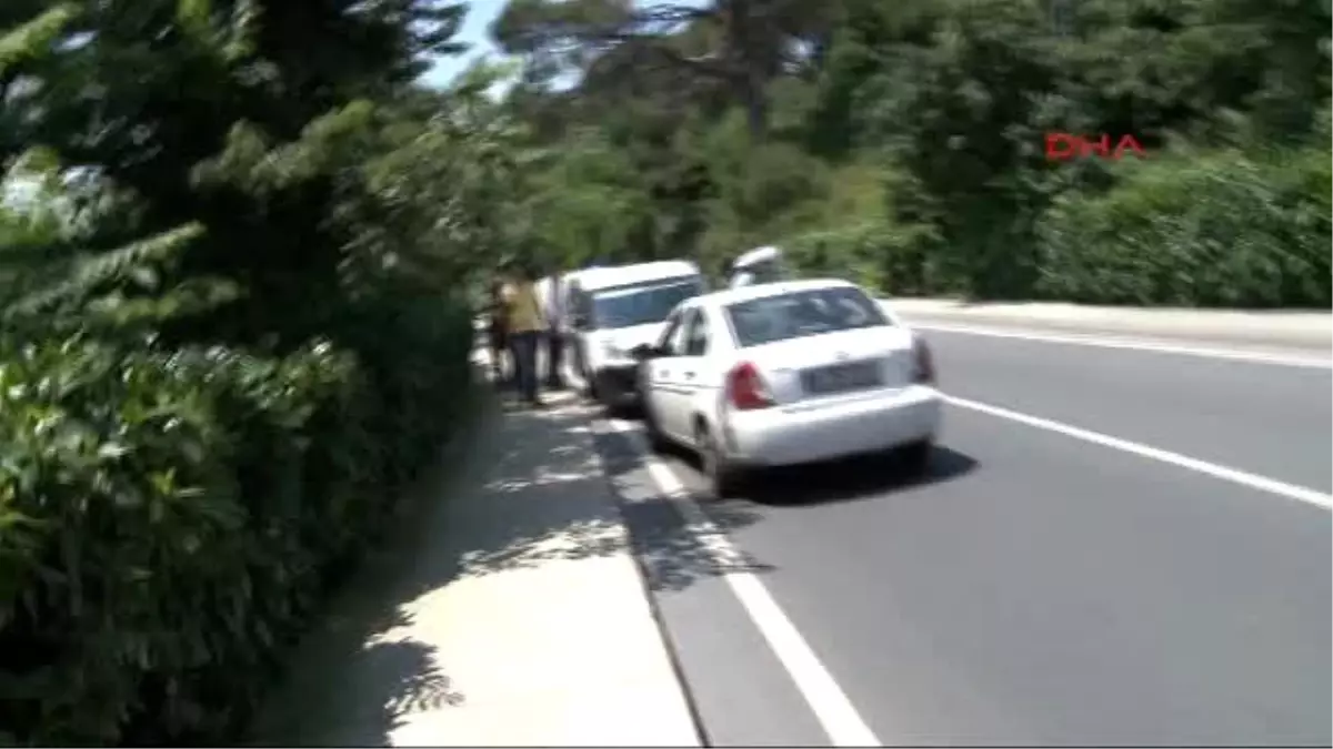 Huber Köşkü Önünde Şüpheli Bir Kadın, Gözaltına Alındı