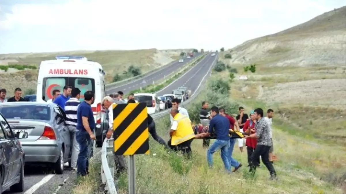 Nevşehir\'de Trafik Kazası: 1 Ölü, 1 Yaralı