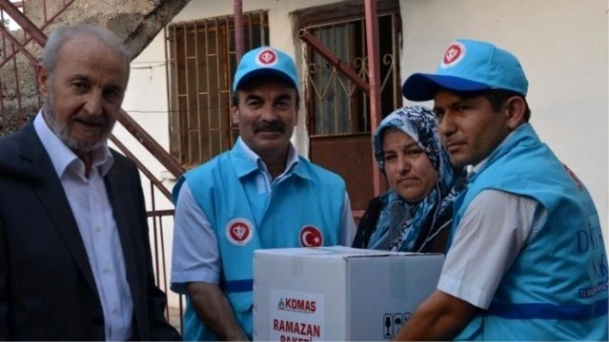 Türkiye Diyanet Vakfı Antalya Şubesi\'nden İhtiyaç Sahiplerine Yardım