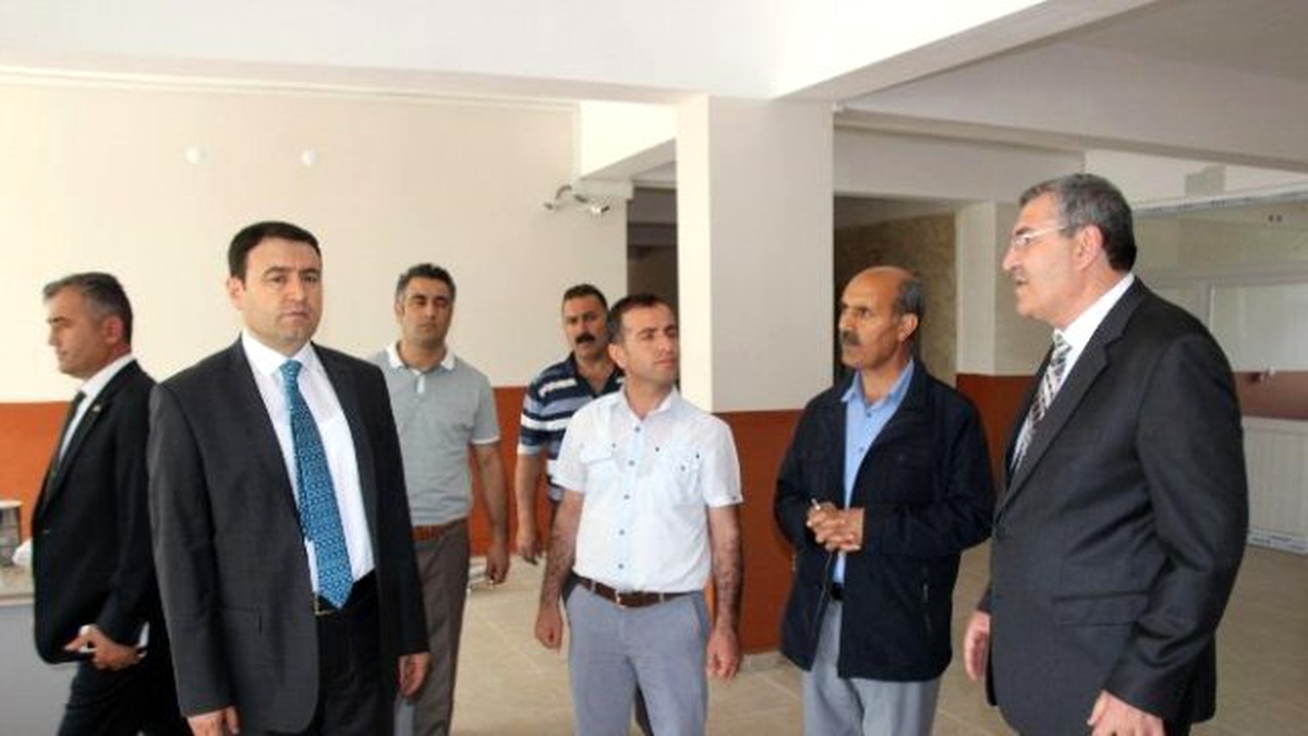 Vali Işın Yapımı Tamamlanan Okulları İnceledi