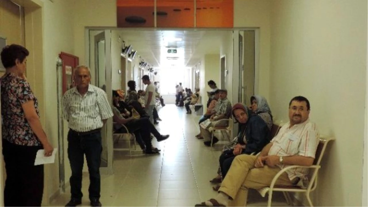 Aydın\'daki Hastaneler Ek Binalarla Nefes Aldı