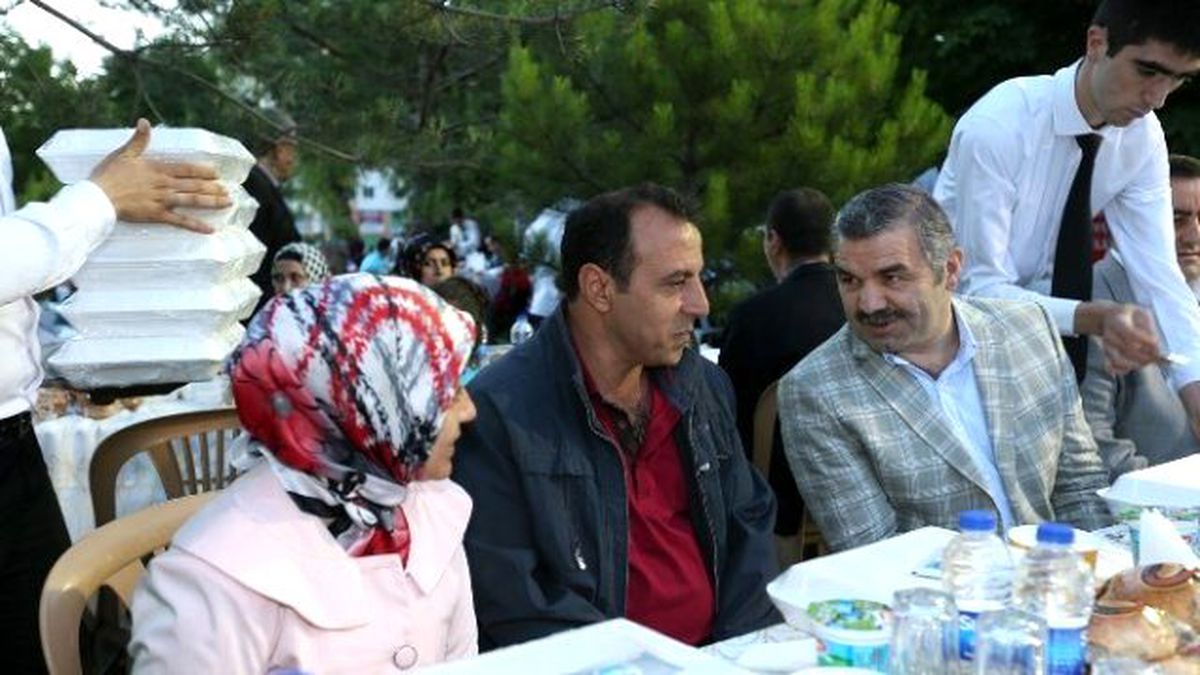 Başkan Çelik Şirket İşçileri ve Aileleri ile İftarda Bir Araya Geldi