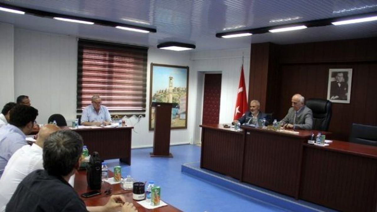 Bayburt\'ta Doğaltaş Üretim Merkezinin Aylık İzleme Toplantısı Yapıldı