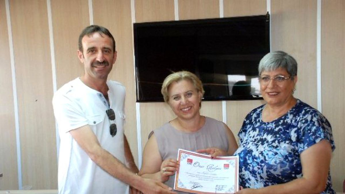 Didim\'de CHP\'li Bayanlar Onurlandırıldı
