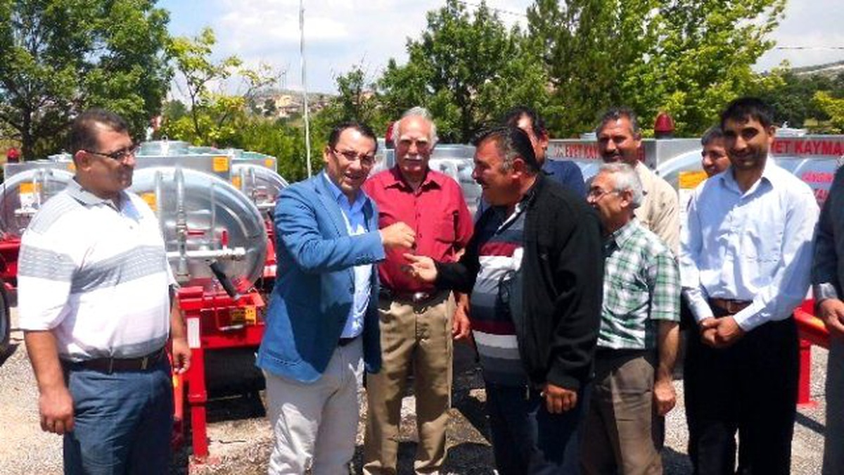 Emet\'te Su Tankersiz Köy Kalmadı