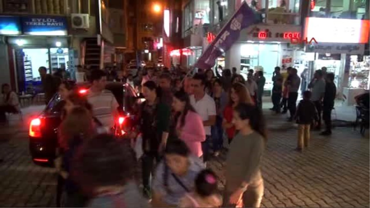 Hakkari\'de Kobani Protestosu