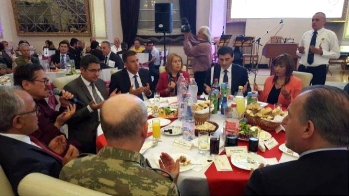 Kosovalılar Türk Partisinin İftarında Buluştu