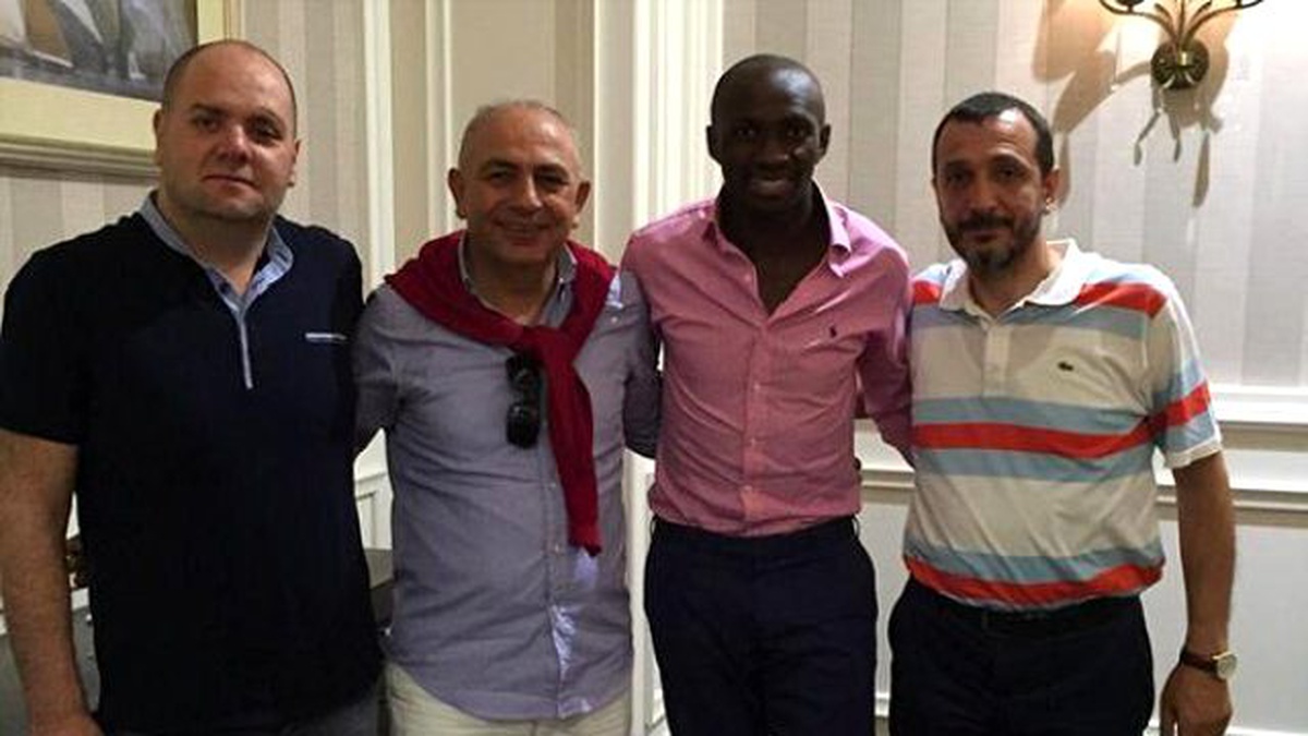 Trabzonspor M\'bia Transferinde Mutlu Sona Ulaştı