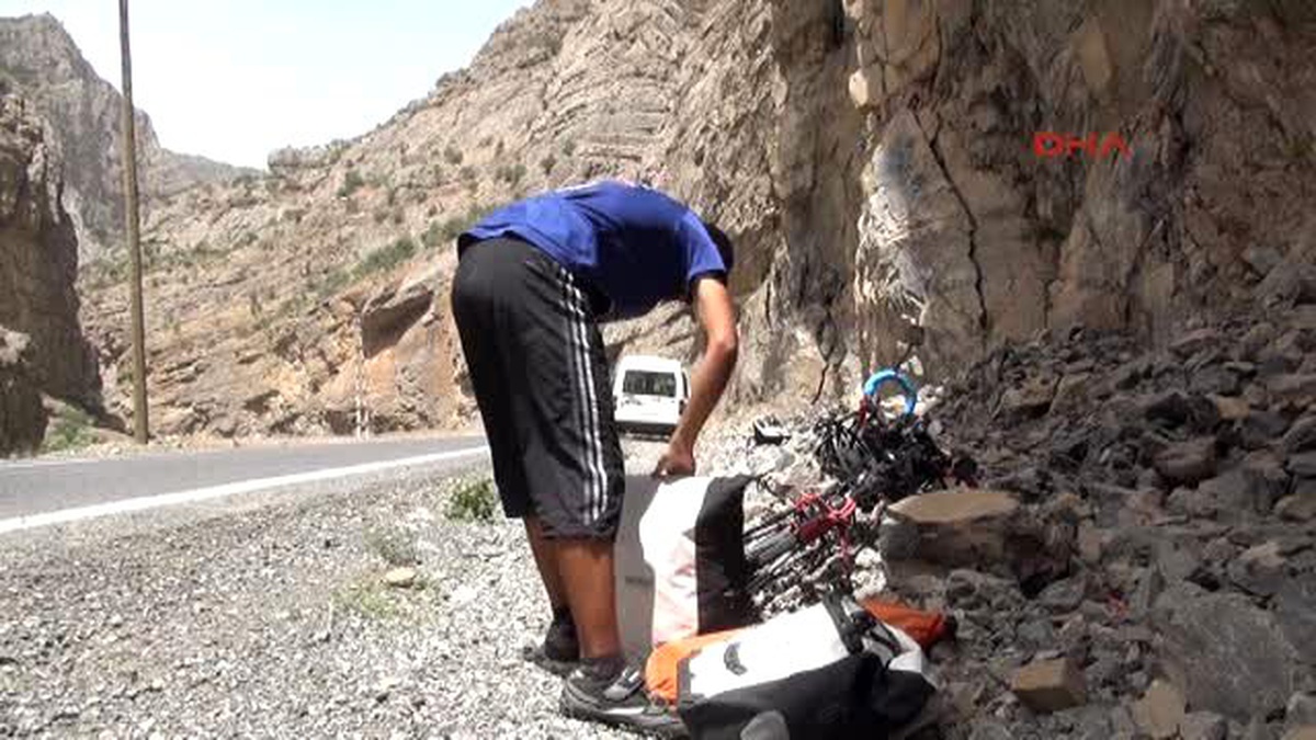 Yüksekova Barış İçin İzmir\'den Pedal Çevirerek Hakkari\'ye Ulaştı