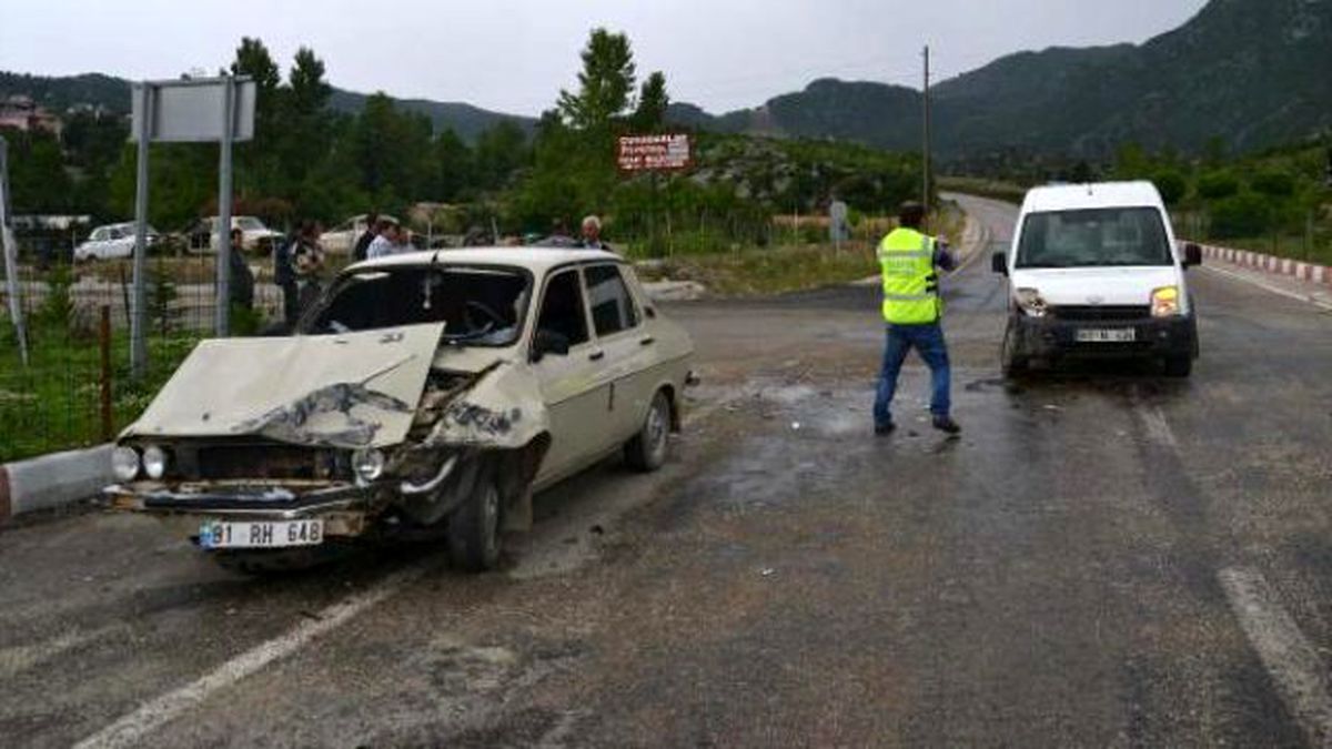 Andırın\'da Kaza: 3 Yaralı
