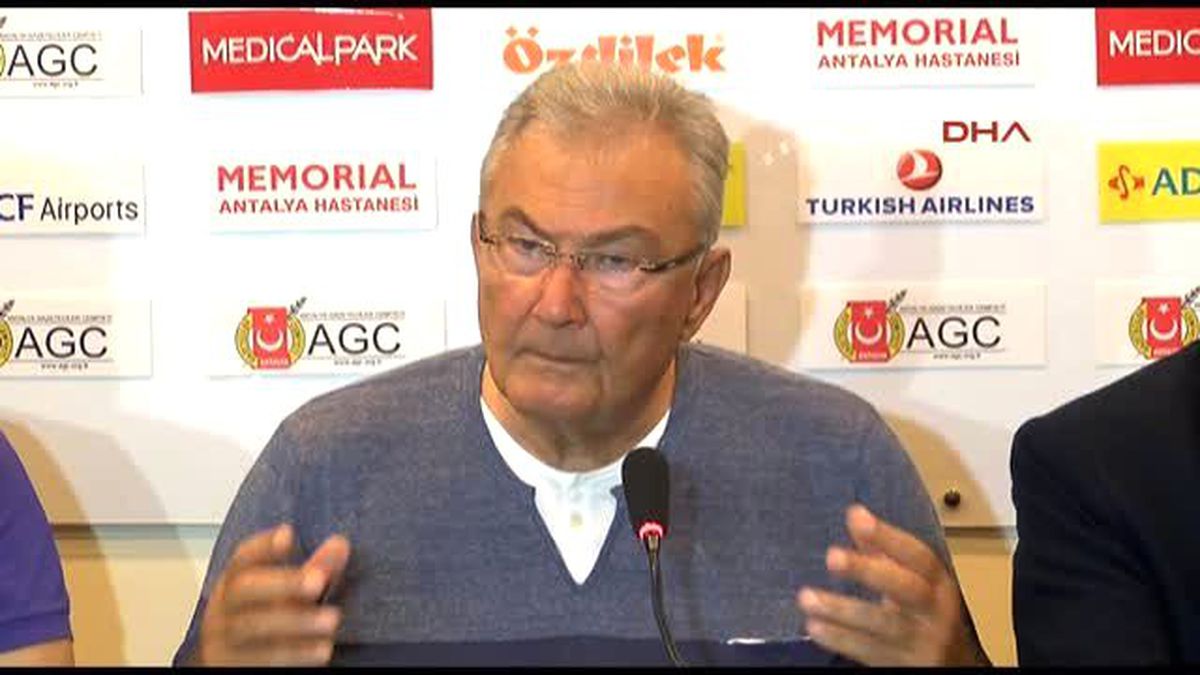 Antalya TBMM Geçici Başkanı, CHP Antalya Milletvekili Deniz Baykal Antalya\'da Konuştu-3