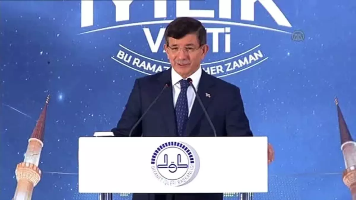 Başbakan Davutoğlu: "Biz Müzakere Anlamında Herşeye Açığız Ama Dayatmalara Taviz Vermeyiz"