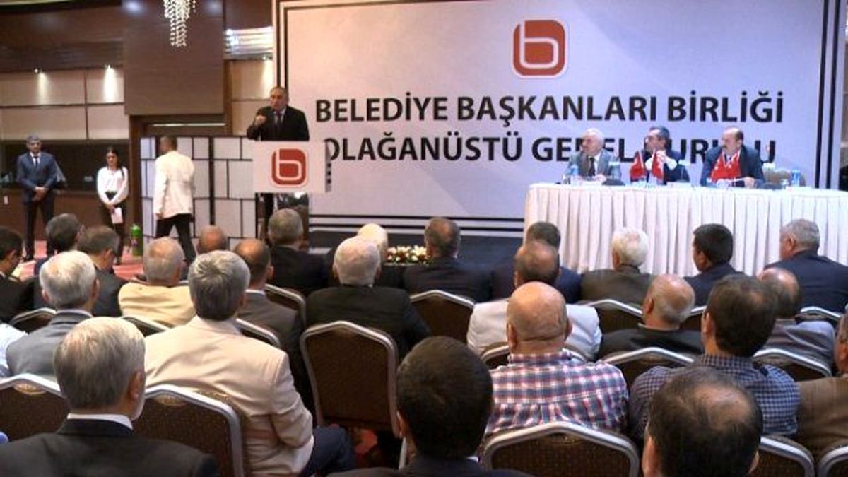Başkan Yağcı, Belediye Başkanları Birliği Olağanüstü Genel Kurulu Toplantısına Katıldı