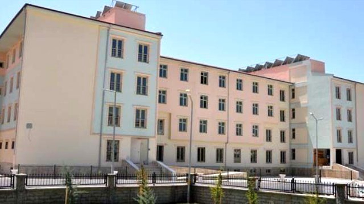 Batman\'a Yeni Bir İmam Hatip Lisesi Daha Yapıldı