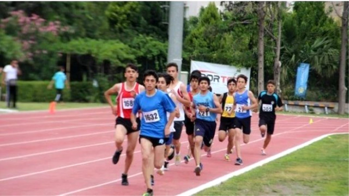Biga Ortaokulu Atletleri Türkiye Üçüncüsü Oldu