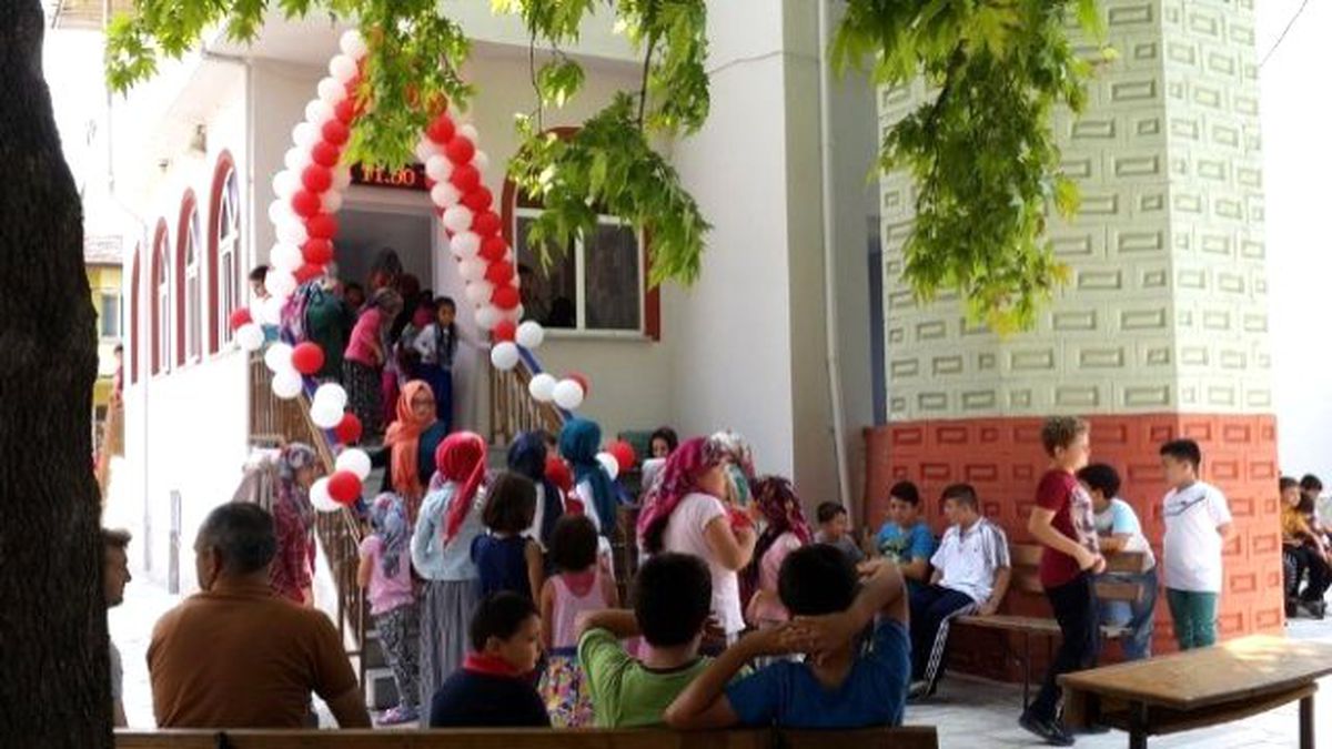 Bigadiç\'te Yaz Kursları Başladı
