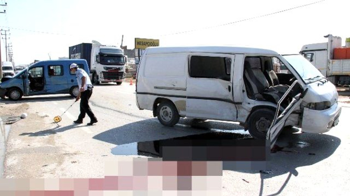 Bir Kişinin Öldüğü 2 Kişinin Yaralandığı Dönüş Faciası Kameralarda