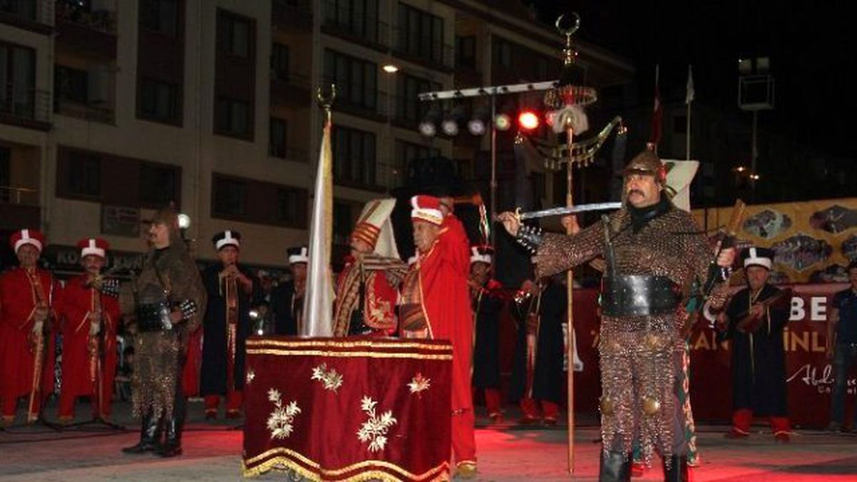 Bursa Tarihi Mehteran Ekibi Çan\'da