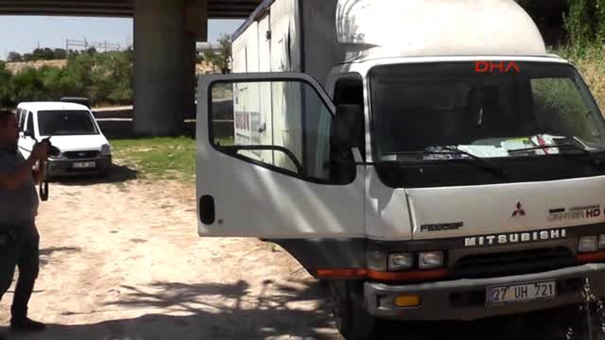 Gaziantep\'te Çalınan Kamyonet Nizip\'te Bulundu