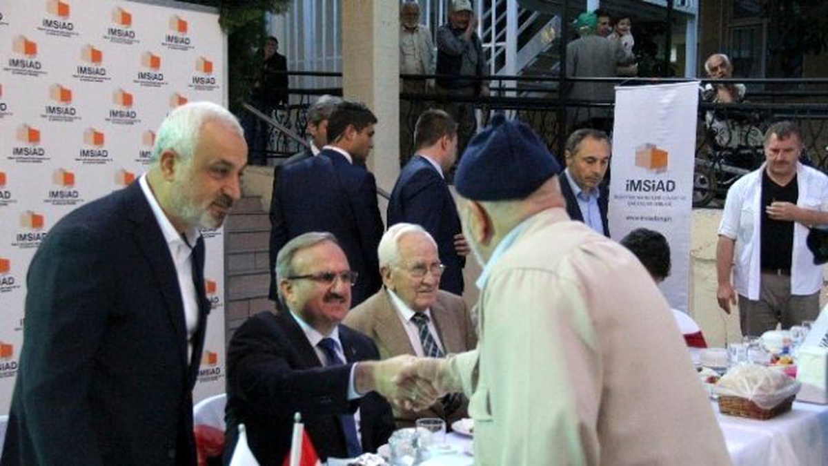 İmsiad Üyeleri İftarda Huzurevi Sakinleri ile Buluştu
