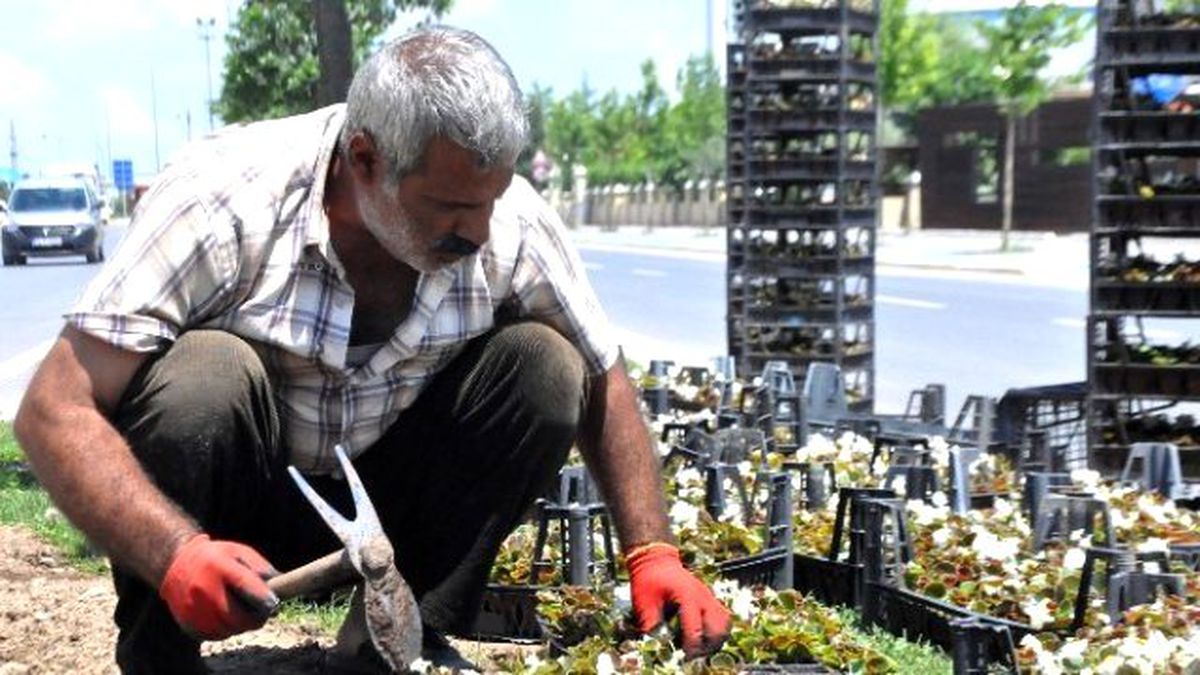 İşçilerin Zorlu Ramazan Mesaisi