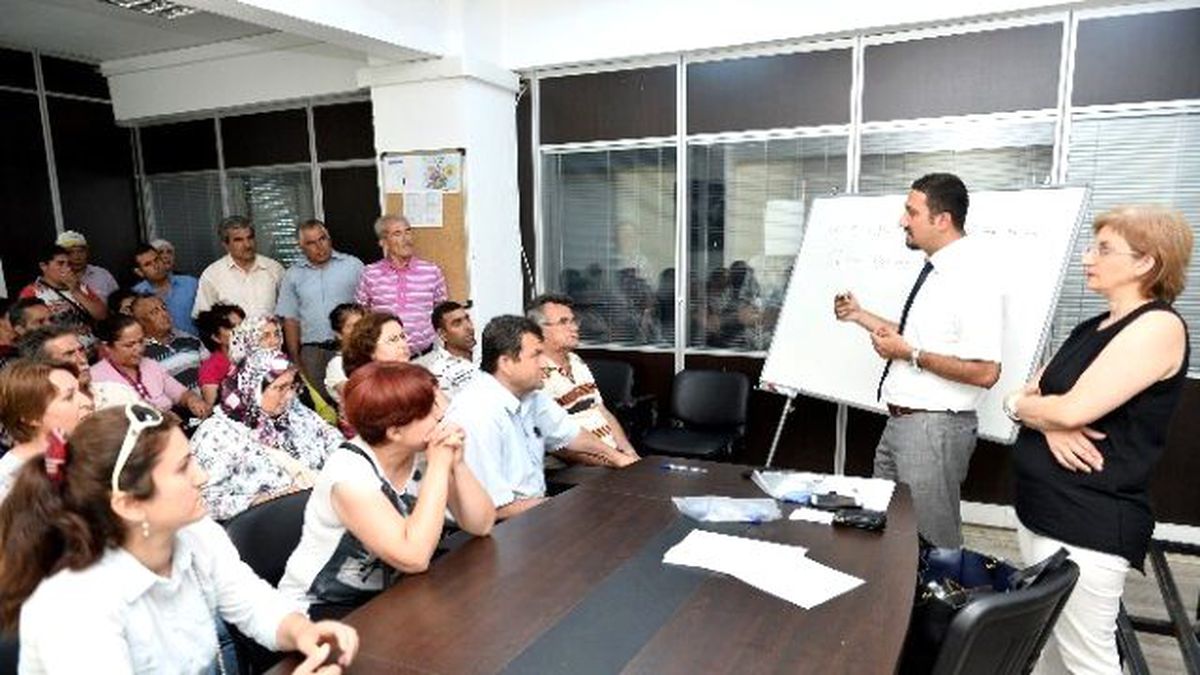 İşveren ve Iş Arayan Karıyer Merkezı\'nde Buluştu