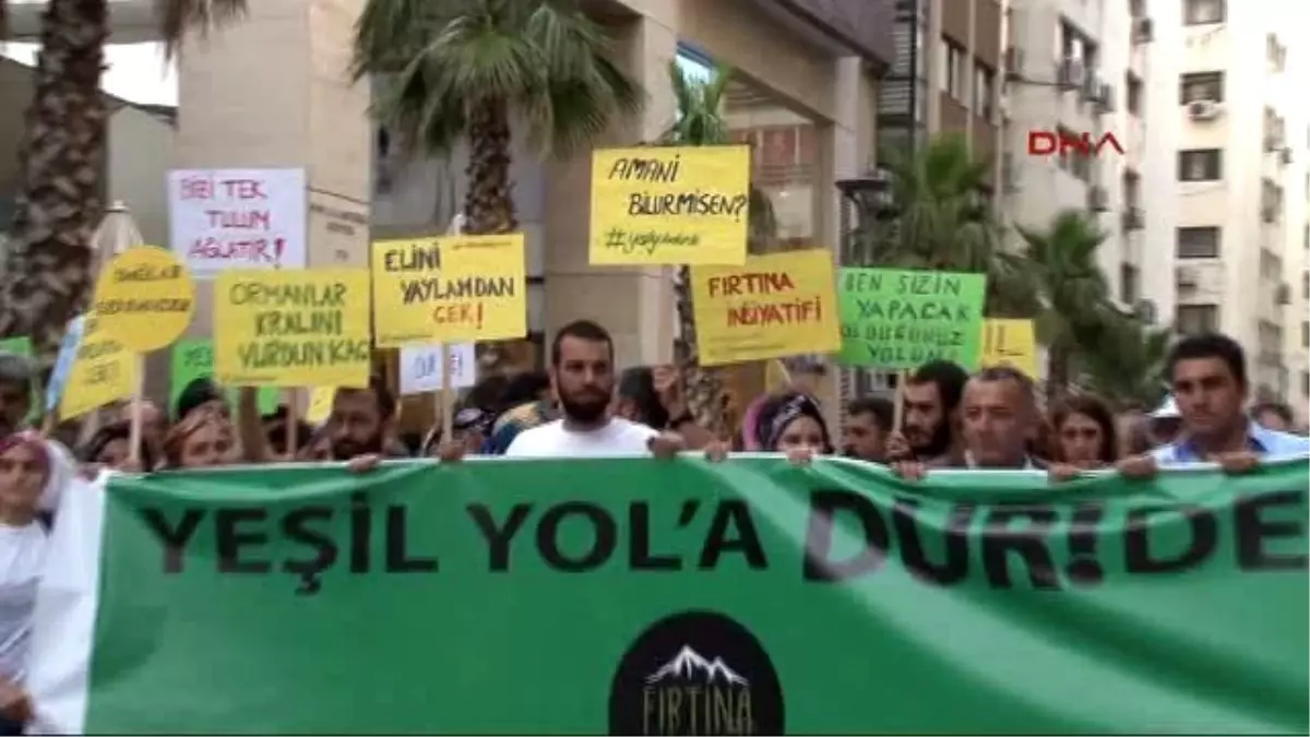 İzmir - 'Yeşil Yol'a Dur De' Eylemi