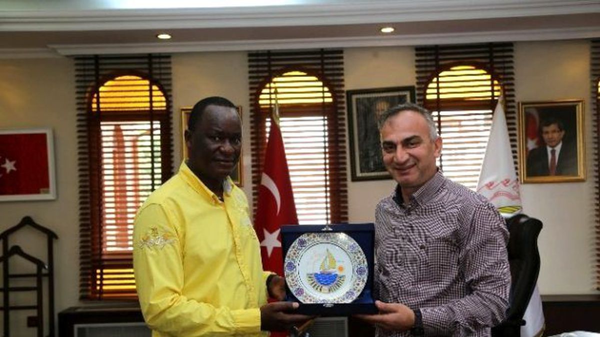 Kenya Büyükelçisinden Başkan Yılmazer\'e Ziyaret
