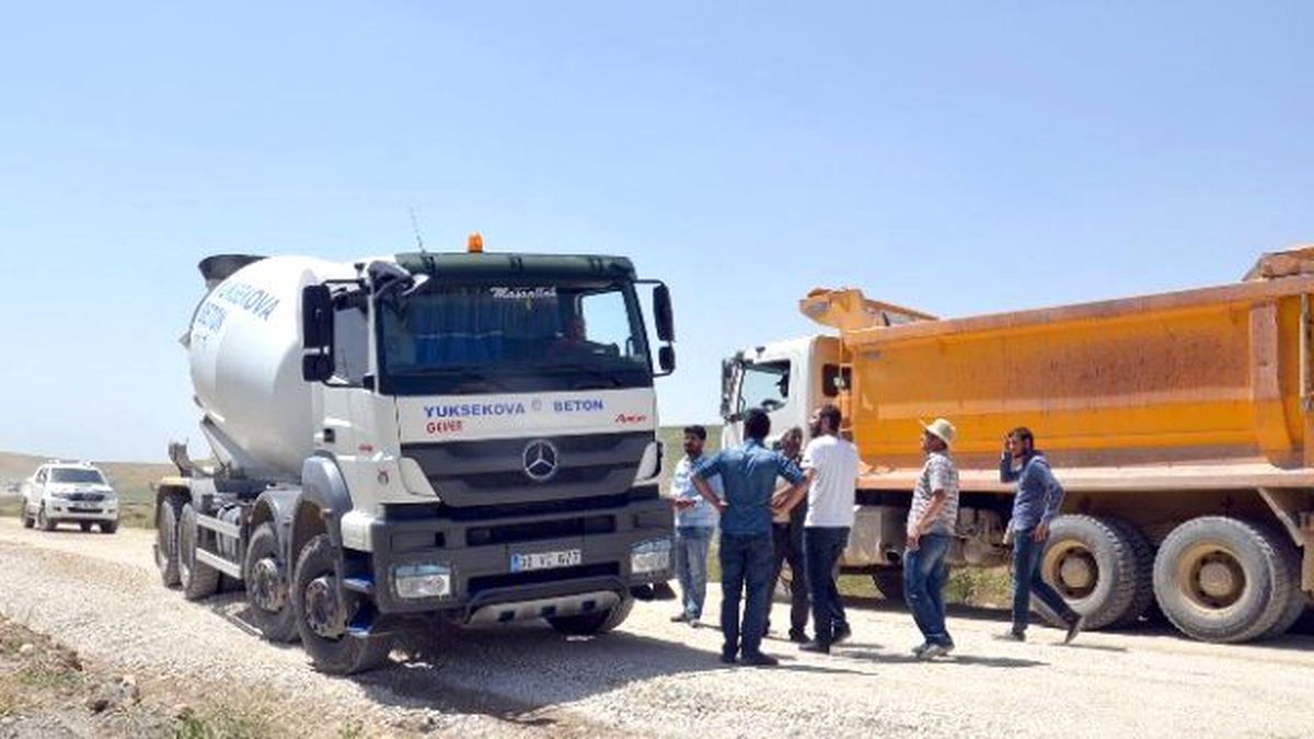 Köylülerden Yol İsyanı
