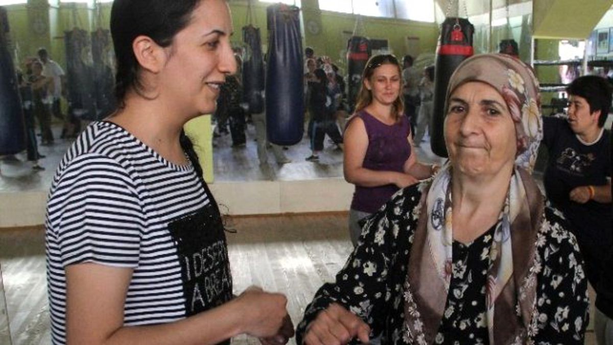 Koca Şiddeti Kadınları Boksör Yaptı