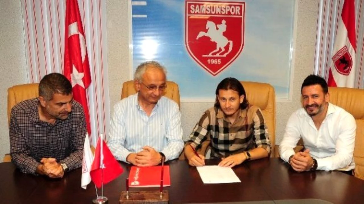 Samsunspor\'da Mustafa Sevgi ile 2 Yıllık Sözleşme İmzalandı