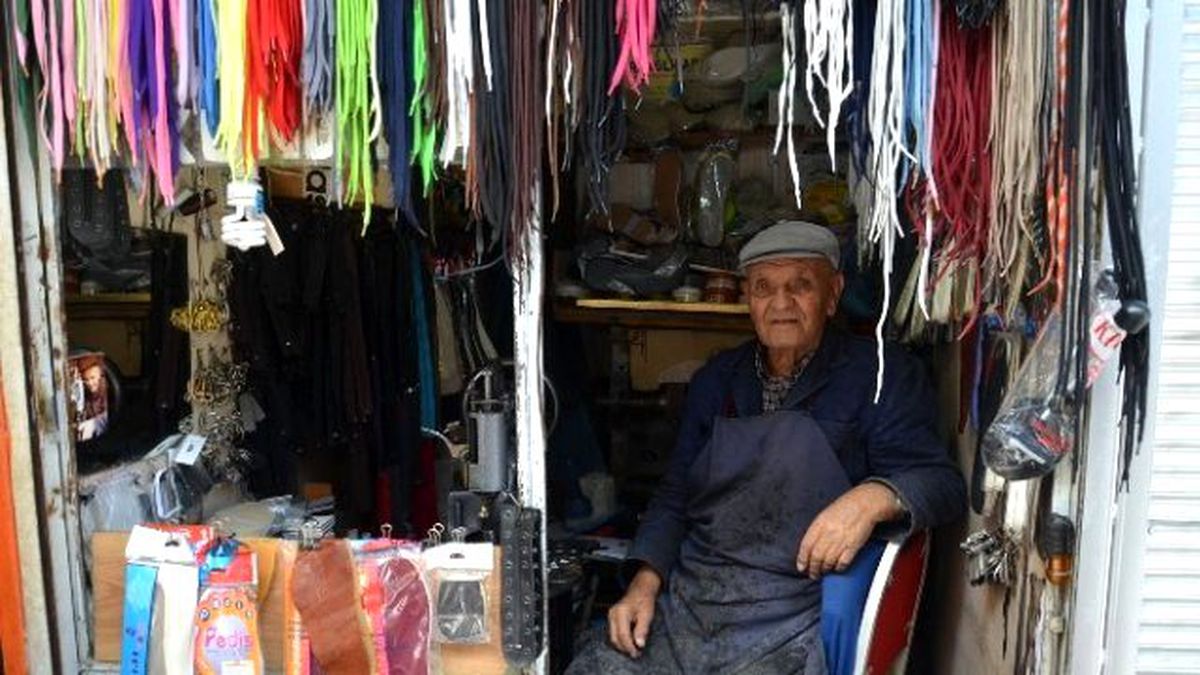 Şimdiki Ayakkabılar Hep Uydurmasyon