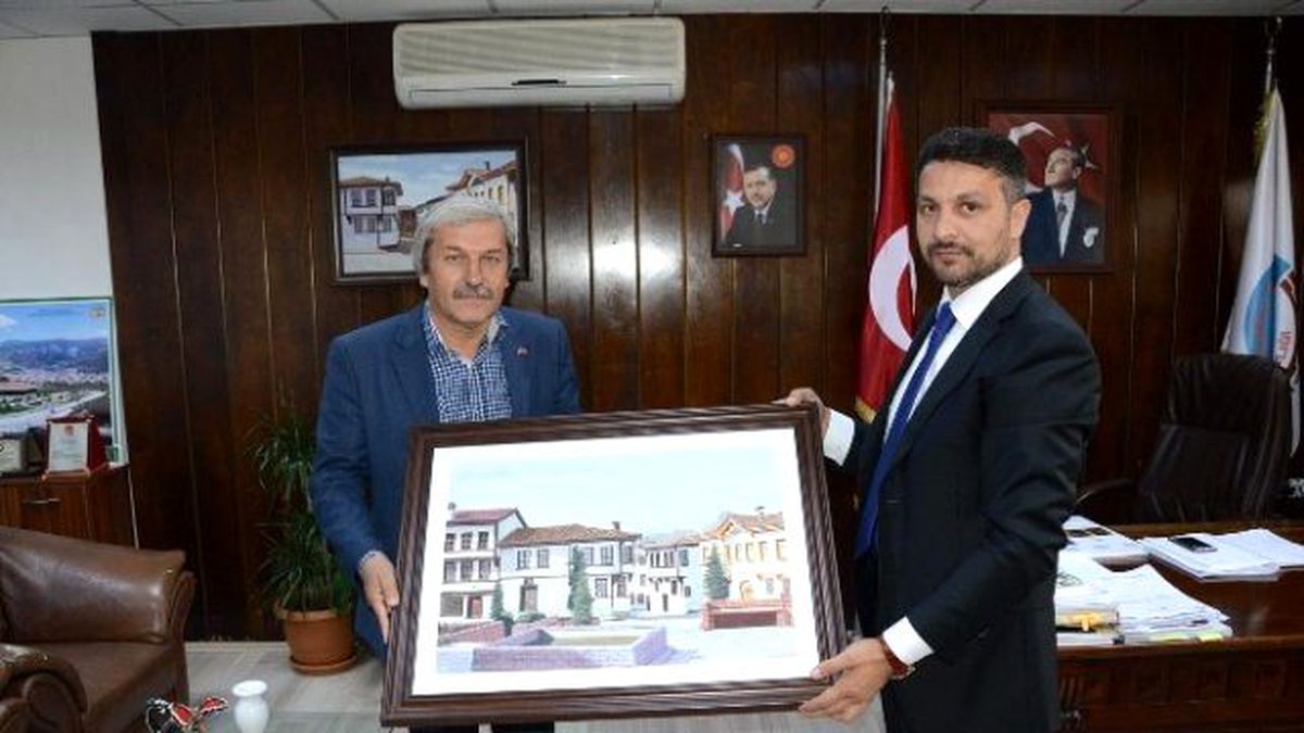 Sivrihisar Belediye Başkanı Yüzügüllü\'den Osmaneli Belediyesi\'ne Ziyaret