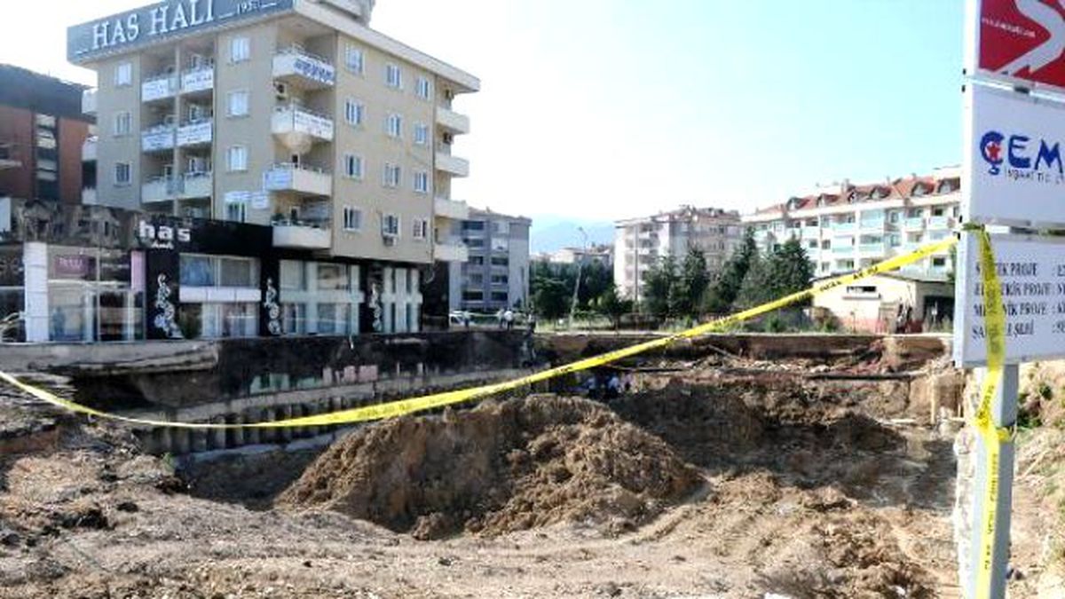 Temel Çukuruna Düşen İnşaat Bekçisi Öldü