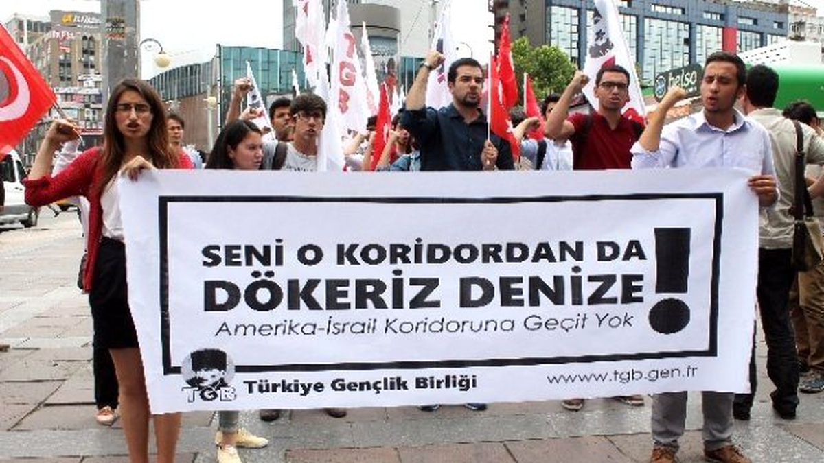 Tgb\'liler ABD Büyükelçiliği\'ne Yürüdü