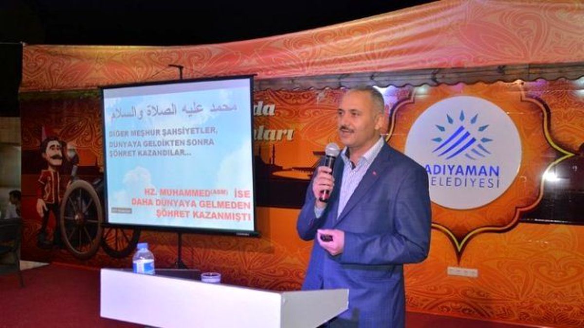 Zengin\'den "Yaratılmışların En Yücesi" Konulu Konferans